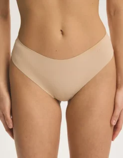 Stringi Q2.01