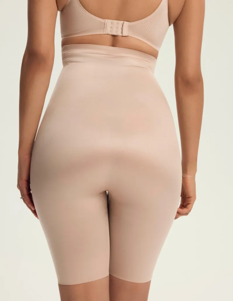 Szorty modelujące Shapy